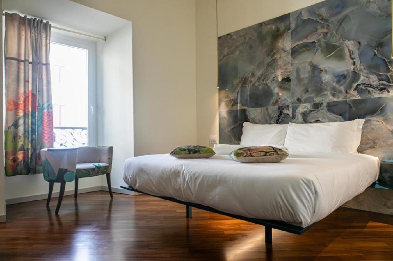 Bhr Cavour 150 Hotel Rome Exterior photo